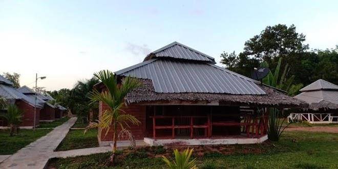 Thai myanmar riverside resort ranong