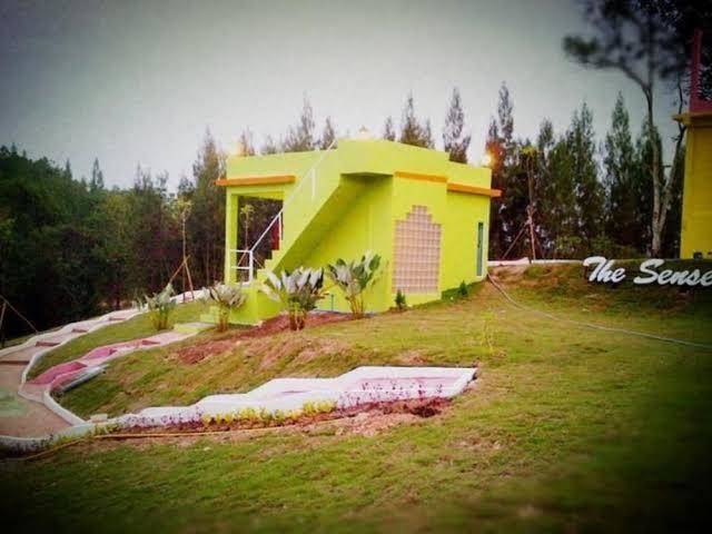 The senses resort suan phueng