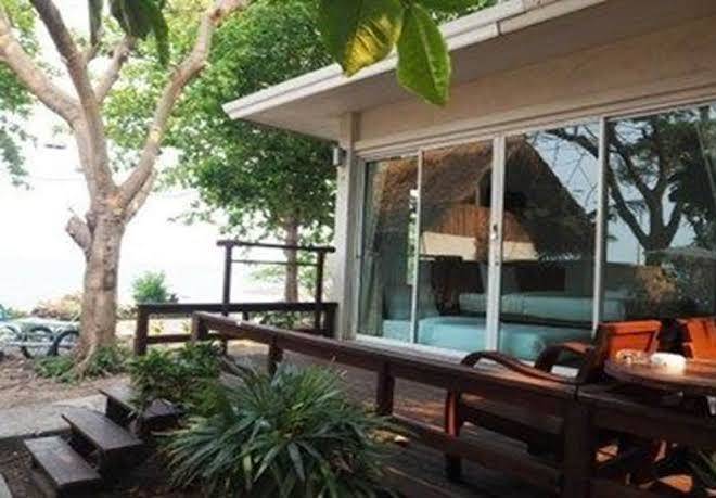 Larissa samed resort
