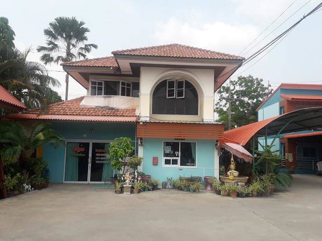 Lakhanawadee resort