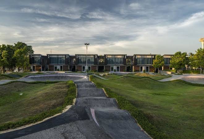 The velo's hotel & pumptrack