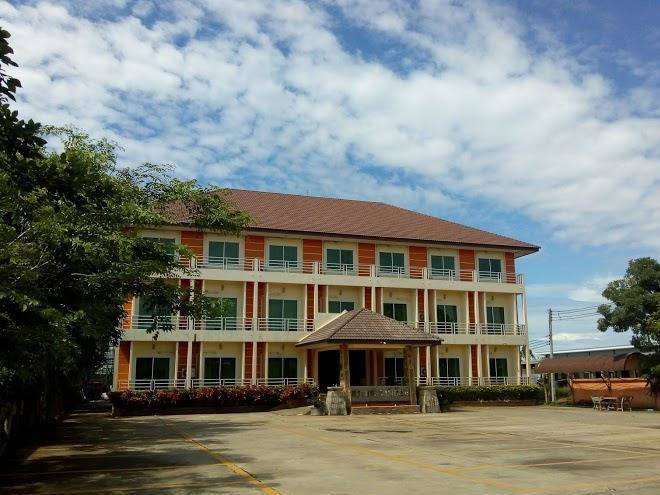 Sakaeo garden hotel