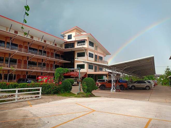 Kanchana hotels sakon