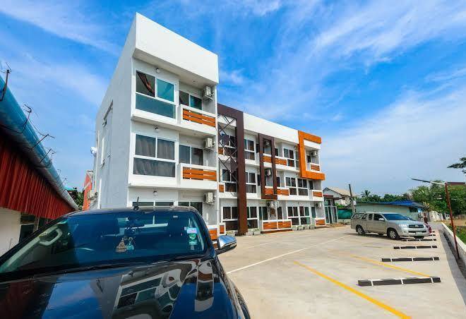 O2 Hotel Sakon Nakhon Image