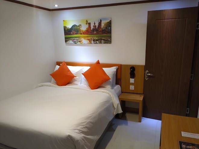 7 day premium hotel by suvarnabhumi airport