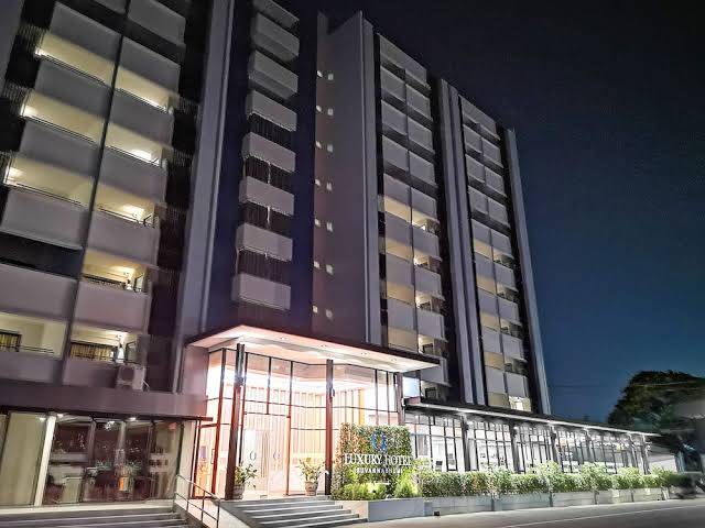 O2 luxury hotel suvarnabhumi