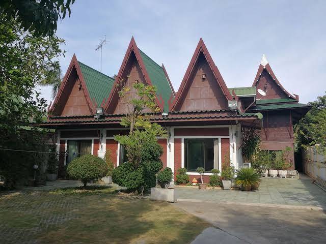 Khum khun sri wangchai