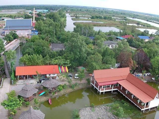 Saeng tai amphawa