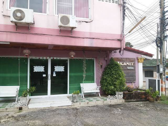 Akanit tower