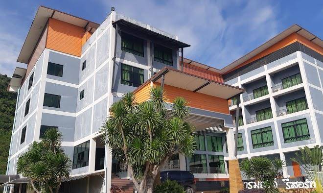 Aromdee resort and spa