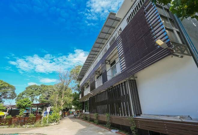 A plus hotel