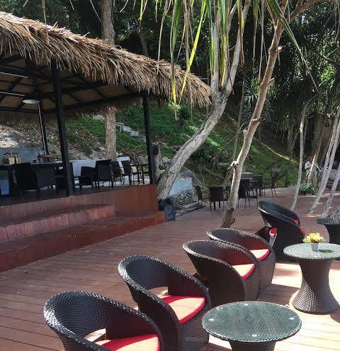 Decho beach resort