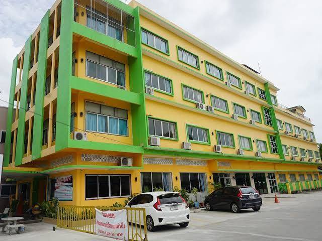 Satulthanee Hotel Image