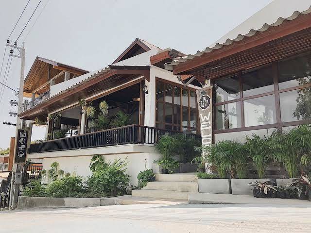 The reef hotel