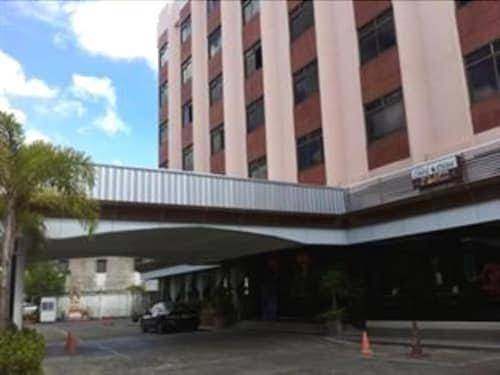 River grand hotel