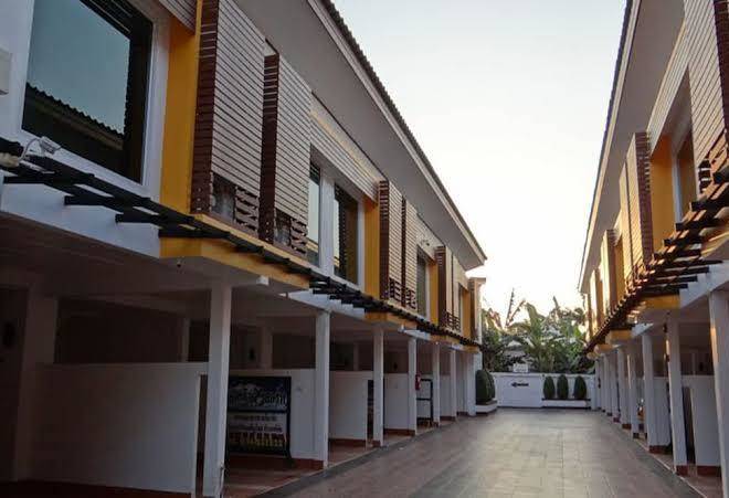The rings hotel