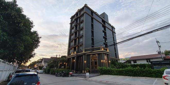A list hotel