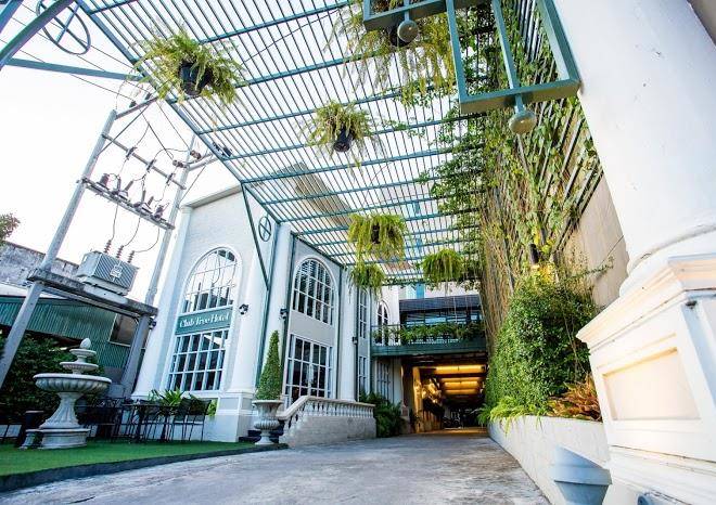 Club tree hotel