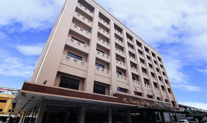 Oliver hotel danok