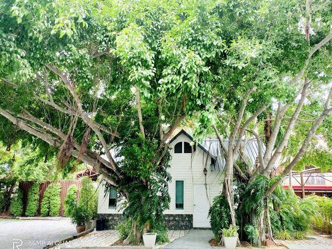 Lamoon boutique hotel