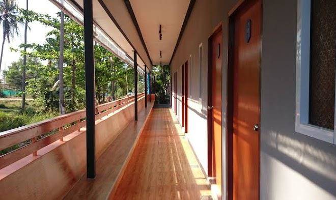 First & frang hotel koh phangan