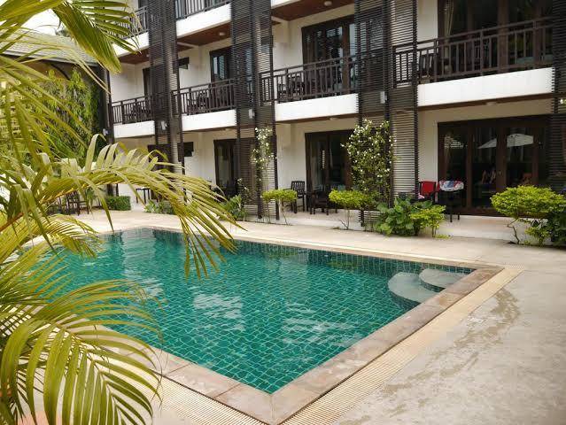 Ampha place hotel