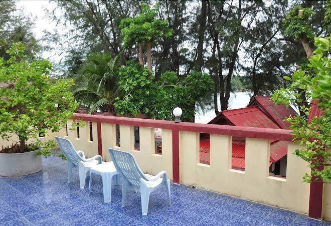 Island view bungalows