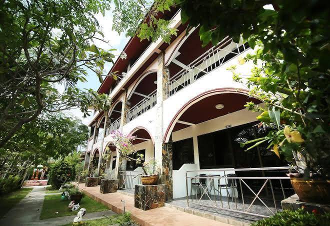 Lotus Friendly Hotel Image