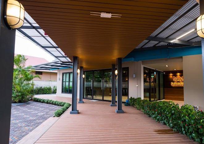 S 22 hotel suratthani