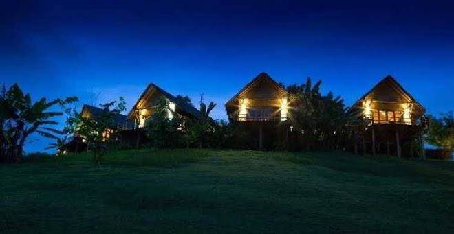 The cliff & river jungle resort