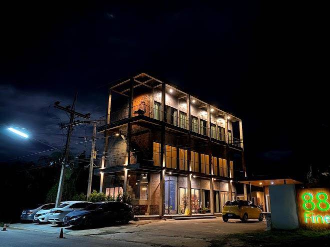 88 fine hotel