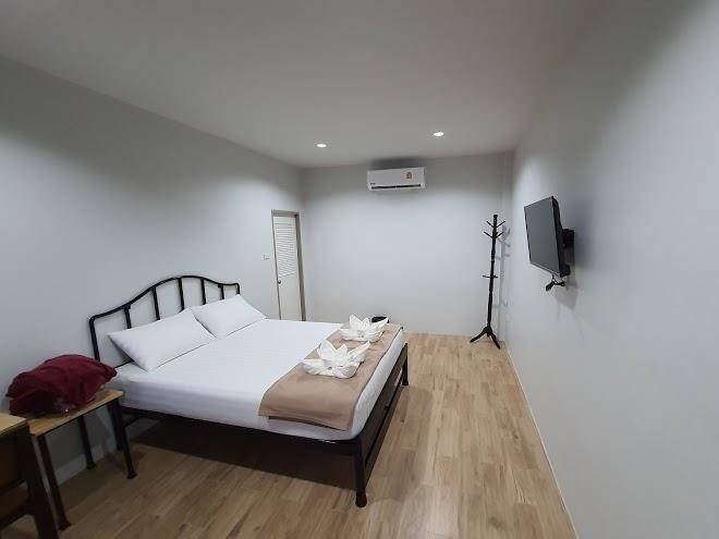 The blue sky resort suratthani