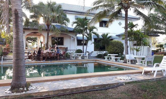 Mueanfun resort