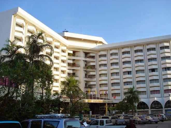 The petchkasem grand hotel