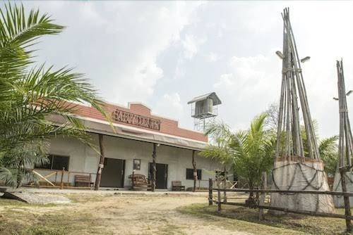 Sa buy country resort