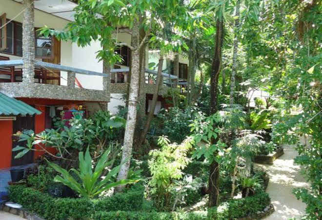 Koh chang hut bungalow