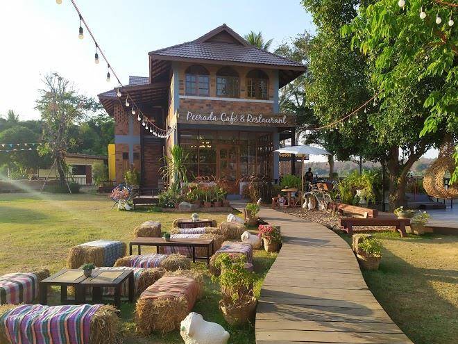Peerada river view resort
