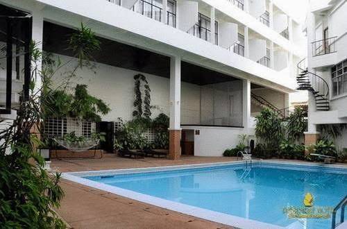 Pathumrat hotel