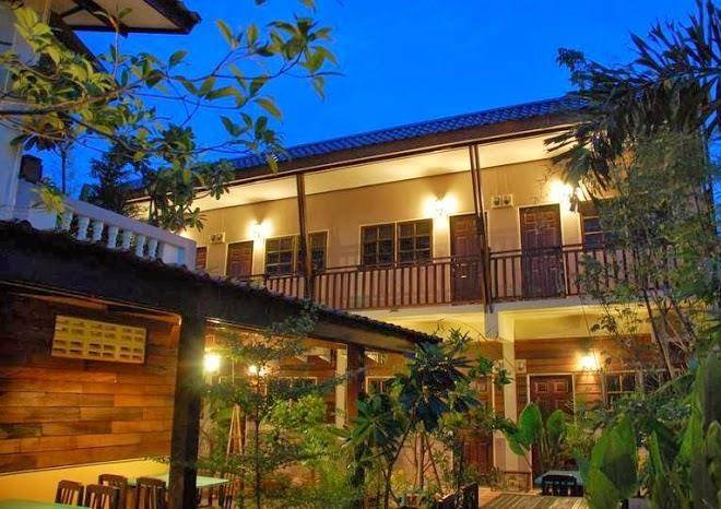 The outside inn