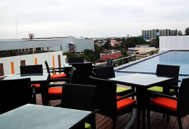 Kavinburi Green Hotel Image