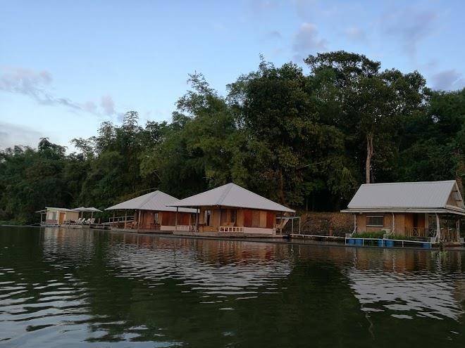 River marina resort