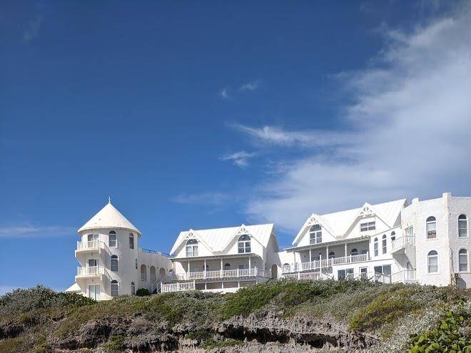 Whale Point Hotel Image