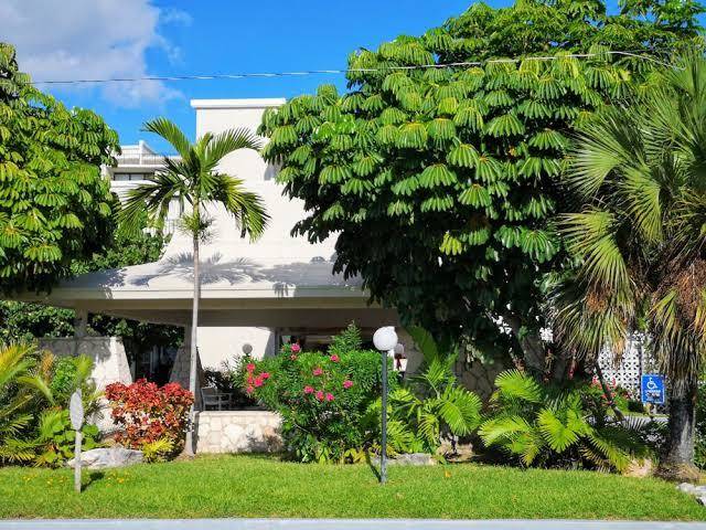 Coral Beach Hotel Image