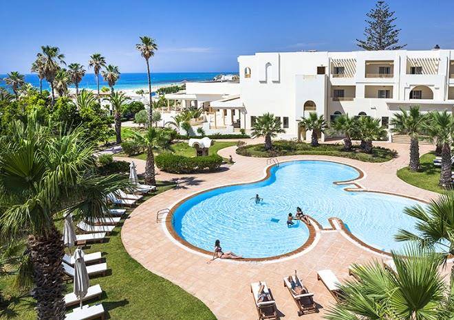 Delfino beach resort & spa