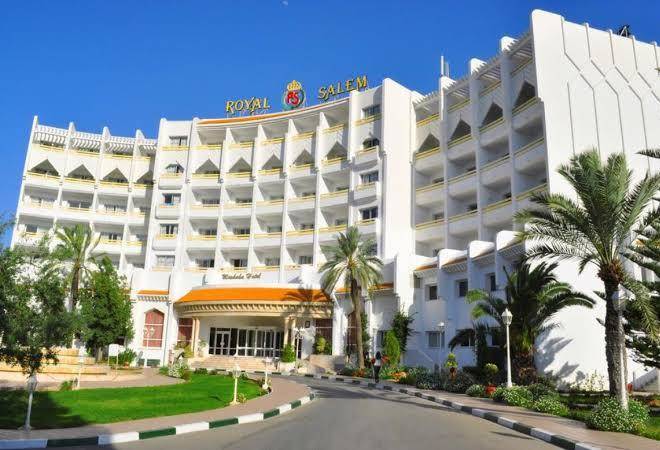 Salem hotel beach