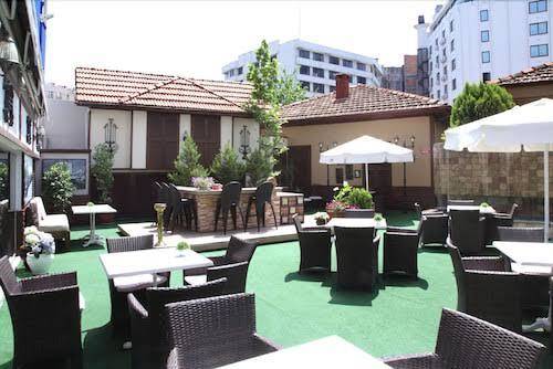 Mavi surmeli hotel