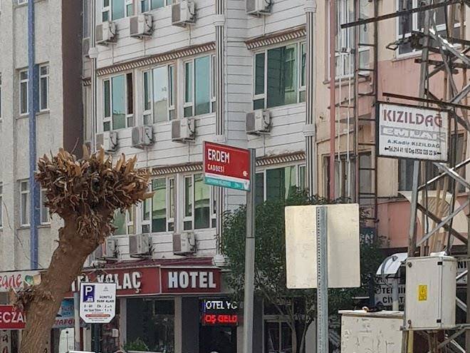 Otel yolac