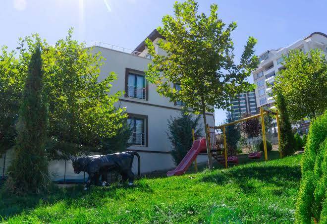 N'evo studios otel