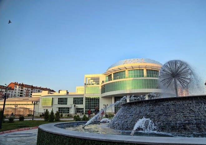 Akropol termal sehir
