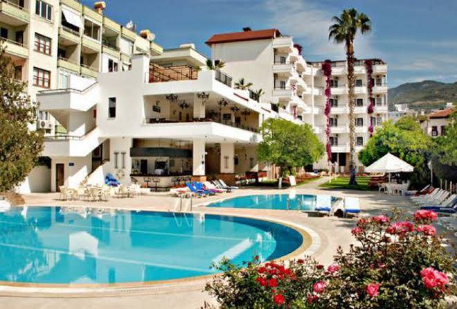 Boulevard hotel